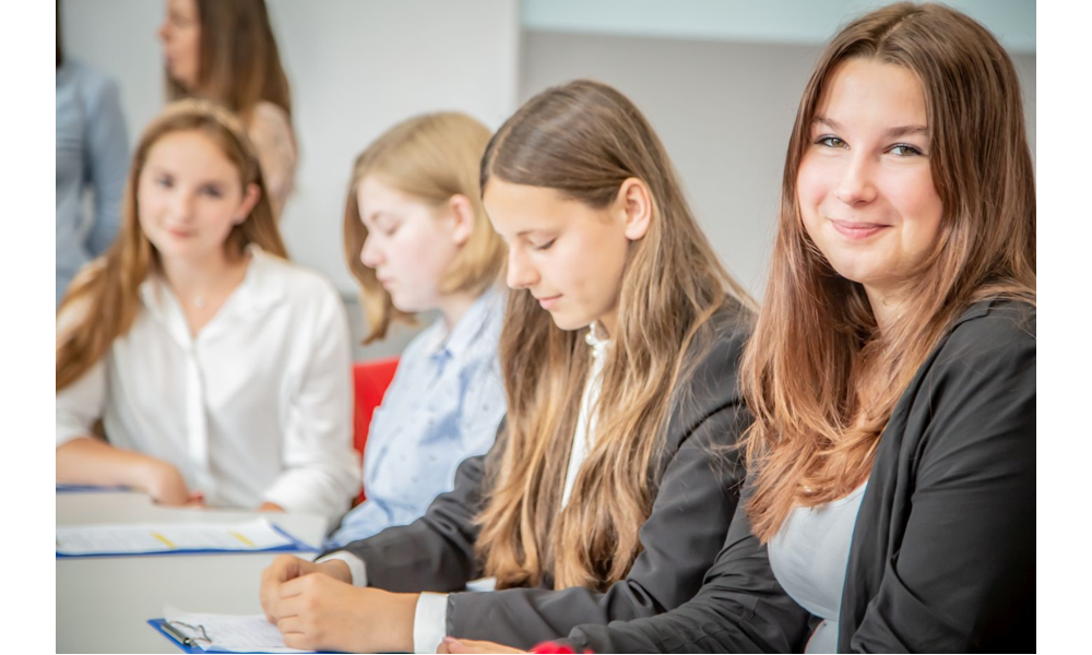 Zakończenie Edukacyjnego Projektu Pilotażowego Nyskiej Akademii z firmą UMICORE oraz Szkołą Podstawową nr 1 w Nysie