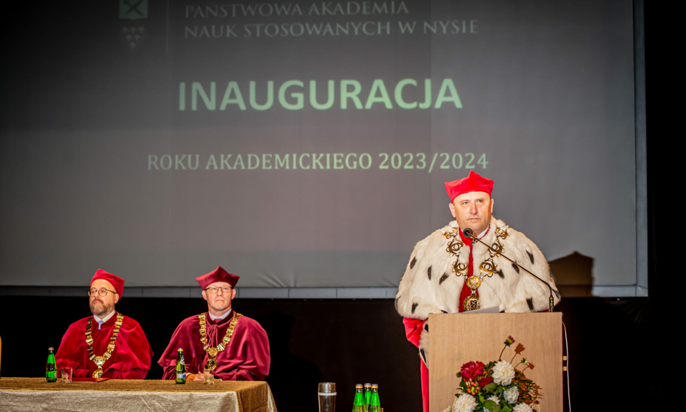 Państwowa Akademia Nauk Stosowanych w Nysie uroczyście zainaugurowała nowy rok akademicki 2023/2024