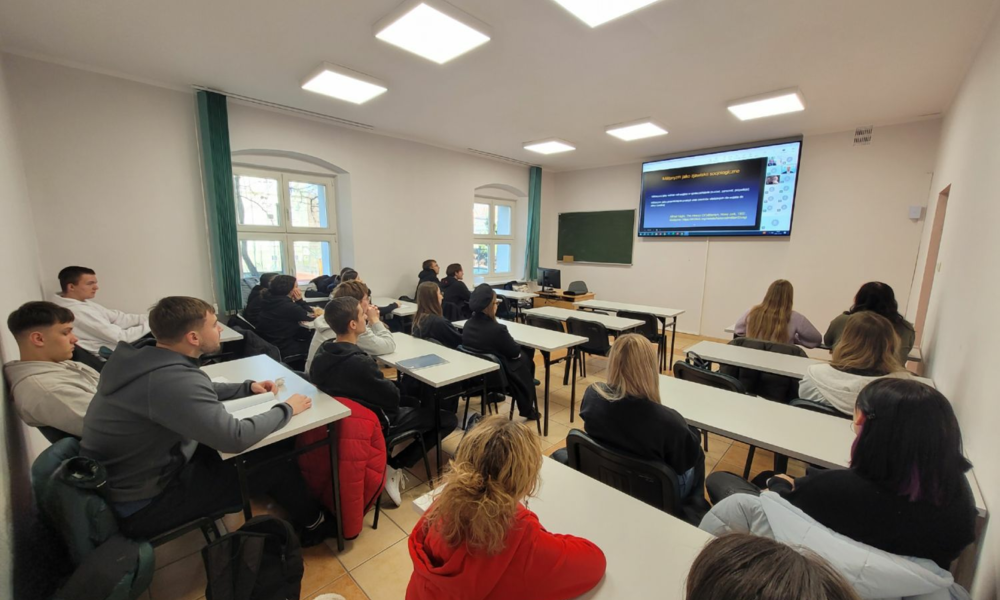 Neo-militaryzm rosyjskiej młodzieży jako zagrożenie dla architektury bezpieczeństwa