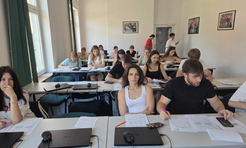 Młodzi inwestorzy z Kędzierzyna-Koźla z wizytą na Wydziale Nauk Ekonomicznych