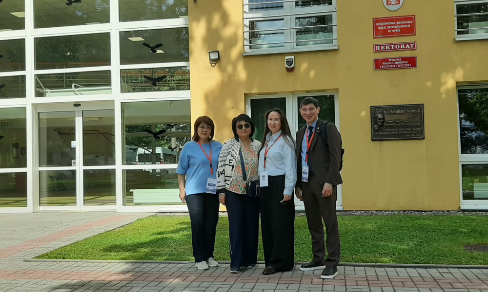 Wizyta Dziekana Wydziały Architektury i Budownictwa z Abylkas Saginov Karaganda Technical University (STU) z Kazachstanu