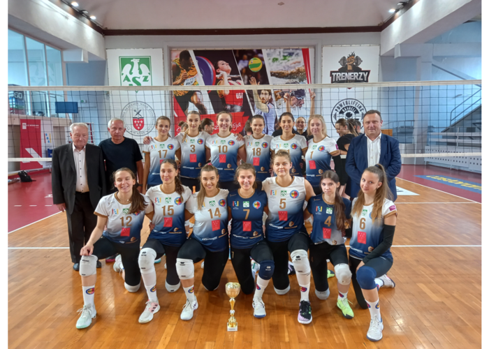 Turniej siatkówki żeńskiej o Puchar Rektora PANS i Burmistrza Nysy