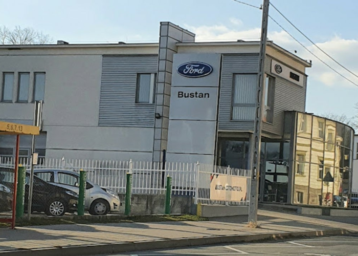 Płatne praktyki w Salonie Forda w Nysie