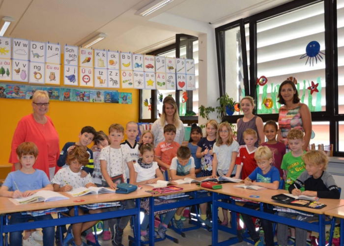 Studentka germanistyki Klaudia Krajczy w powiecie partnerskim w Ingelheim nad Renem