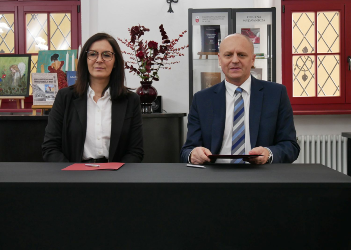 Porozumienie o współpracy PANS w Nysie z Miejską i Gminną Biblioteką Publiczną  im. Władysława Broniewskiego w Nysie