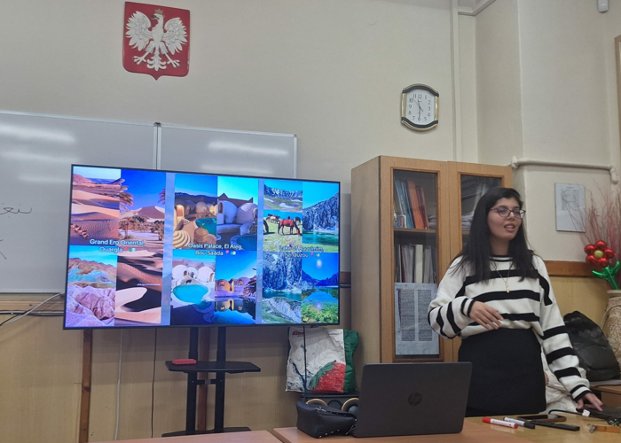 Warsztaty międzykulturowe w Zespole Szkół w Otmuchowie z udziałem studentów Programu ERASMUS+