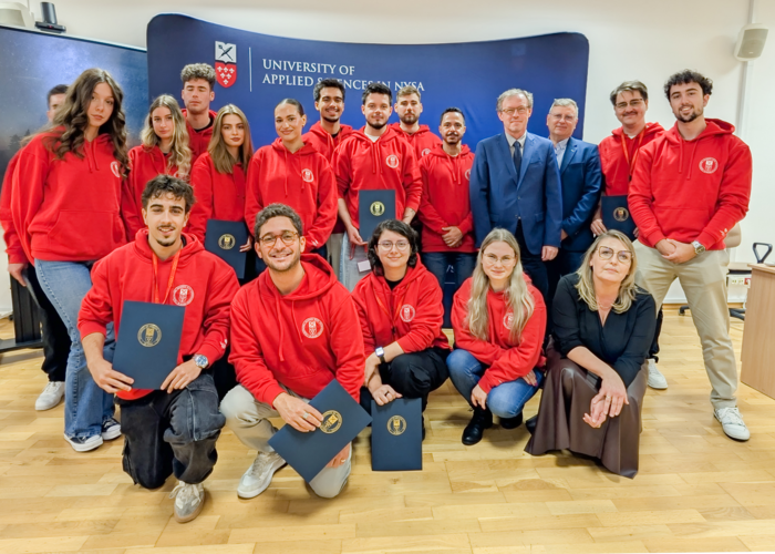 Od dronów do cyfrowych bliźniaków. Międzynarodowy projekt Erasmus+ w Nysie